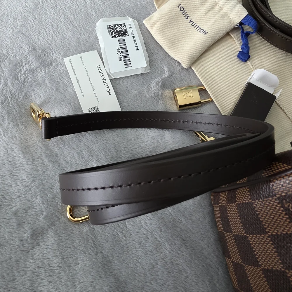 Louis Vuitton Speedy 20 Bandouliere Damier Ebene - Picture 9 of 16
